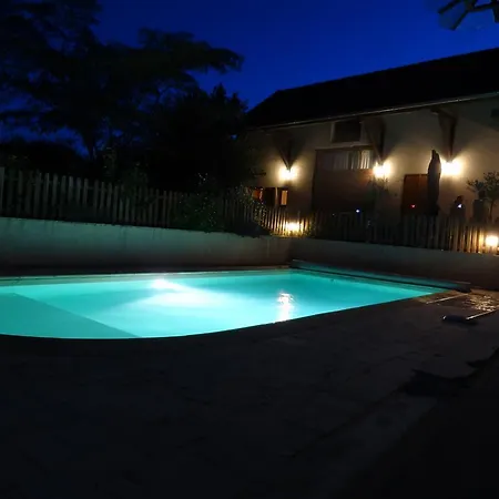 La Paumanelle Bed & Breakfast Corbelin