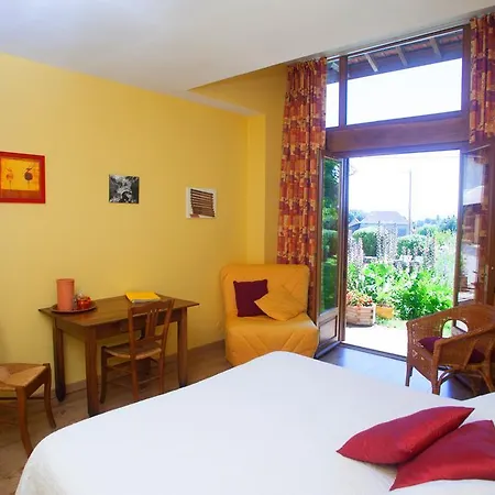 La Paumanelle Bed & Breakfast Corbelin