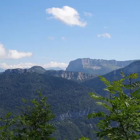 Bed & Breakfast La Paumanelle Corbelin